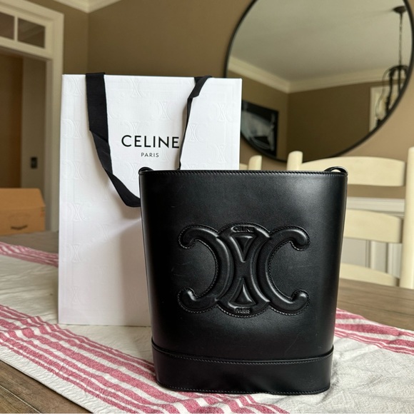 Celine Small Bucket Bag Black - Picture 1 of 8